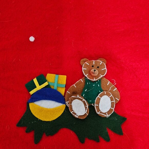 Red Felt Applique Christmas Tree Skirt 41" vintage Snowman Teddy Bear tree gift - Picture 6 of 7